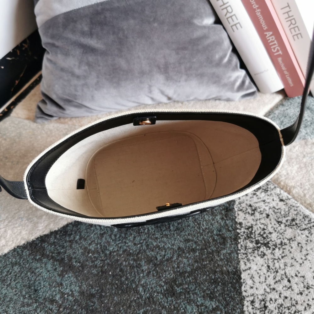 celine CUIR bucket
