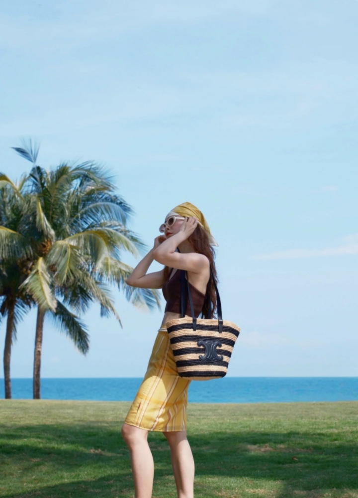 Celine new woven classic vegetable basket