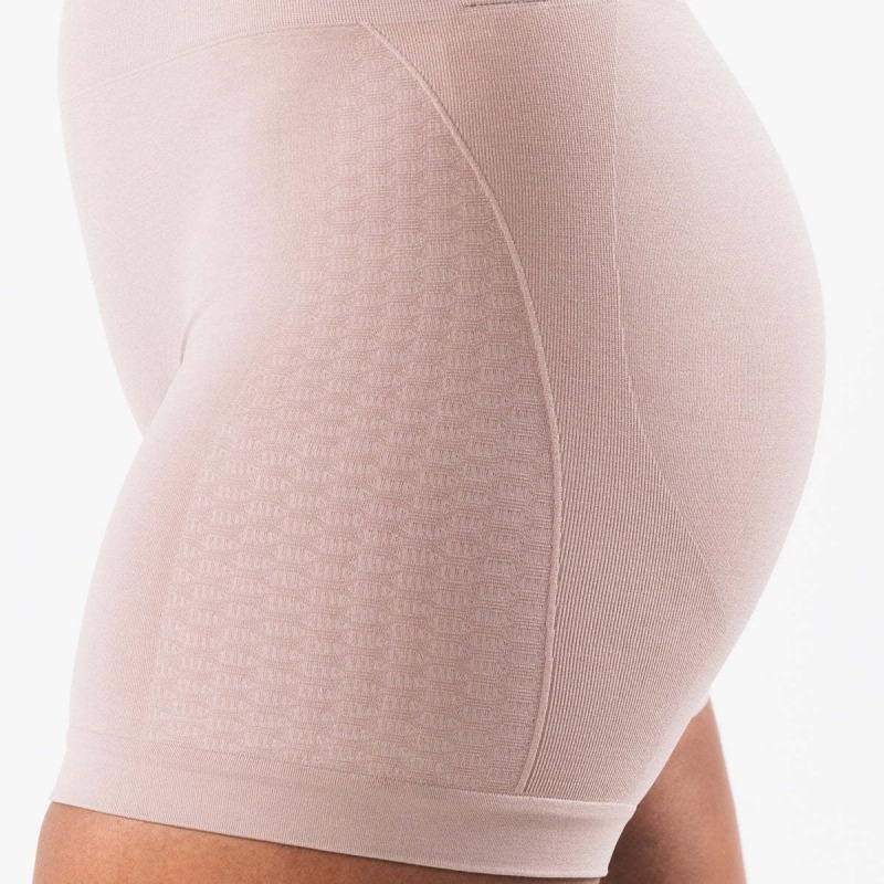 Amazon super soft feel tight body shaping hip lifting cationic seamless jacquard three-quarter pants fitness shorts yoga pants