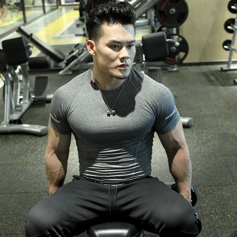 New Men's Fitness Clothes Short Sleeve Tight High Elastic Compression Clothes Quick Dry Elastic Running Sports Tops Bottoming Shirt