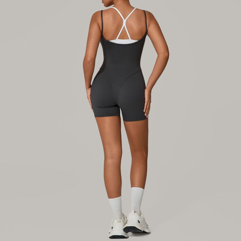 Qiusha fake two-piece contrast color sling sports jumpsuit one-piece yoga suit backless outdoor fitness jumpsuit 0627