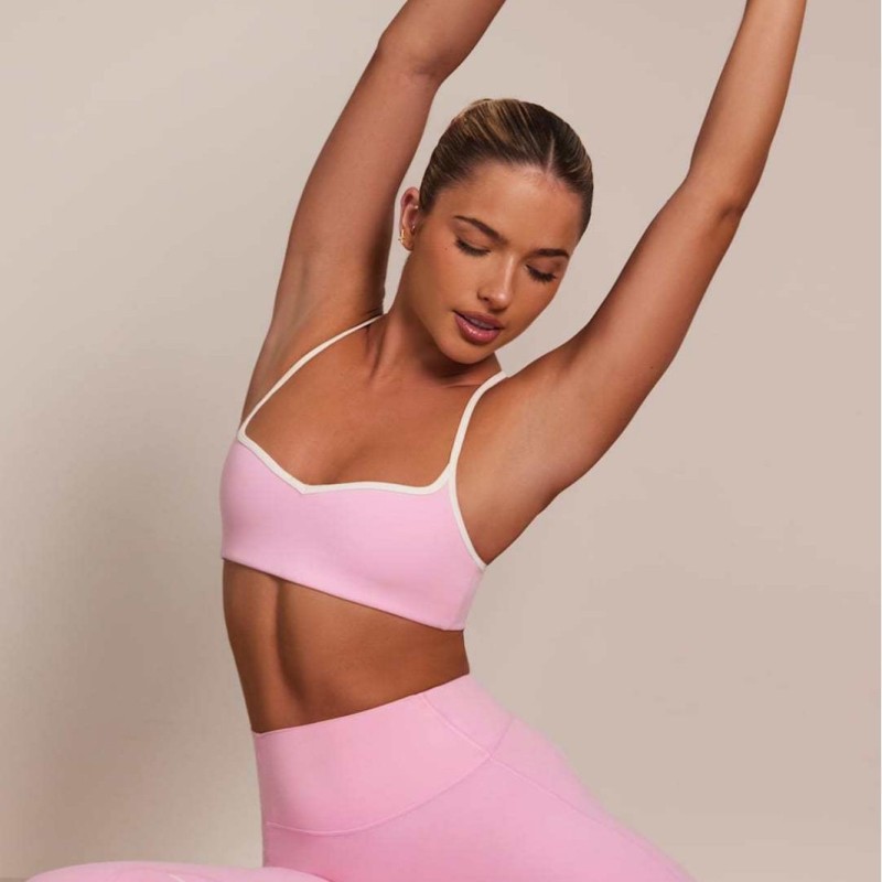 European and American cross-border nude yoga suit breathable shockproof sports top peach heart hip-lifting nine-point pants fitness training suit