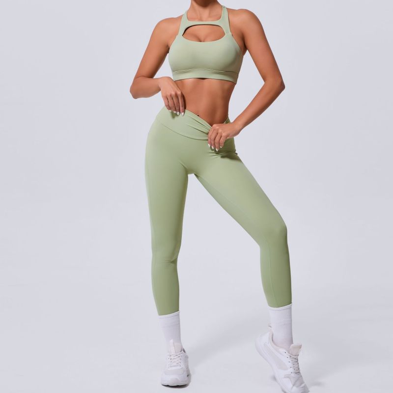 Qiusha new winter pocket nude tight yoga suit high waist quick dry running sports fitness clothes two-piece suit