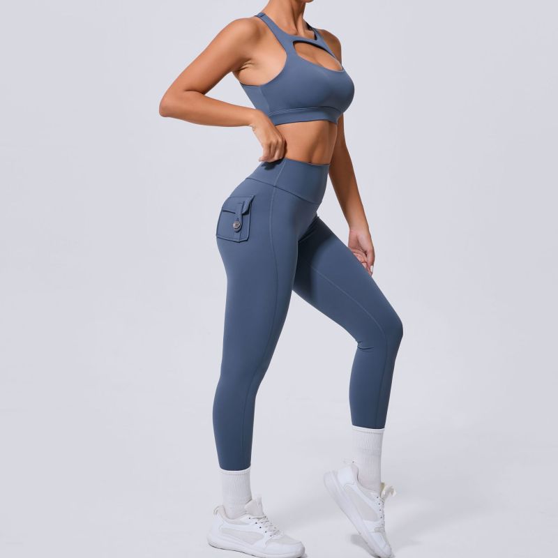 Qiusha new winter pocket nude tight yoga suit high waist quick dry running sports fitness clothes two-piece suit