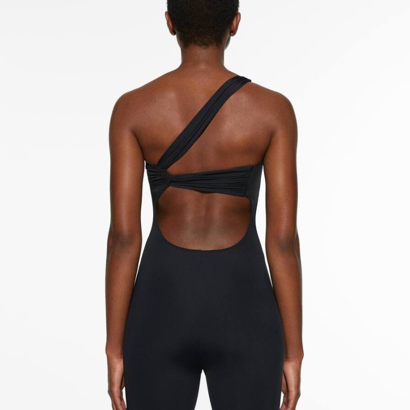 New European and American asymmetrical oblique shoulder strap sports jumpsuit black tight slimming belly shorts jumpsuit female