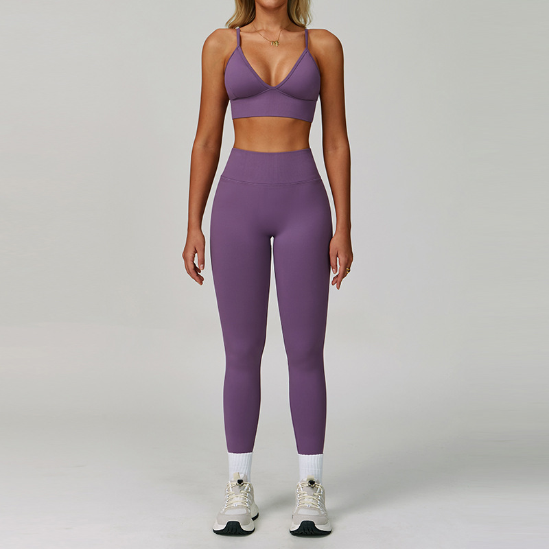 Cross-border seamless tight yoga suit waist slimming quick-drying fitness clothes outdoor running sports three-piece suit 7790