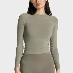 Long-sleeved grass green
