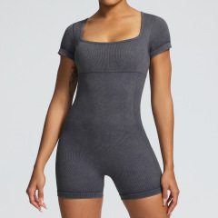 Sandwashed gray