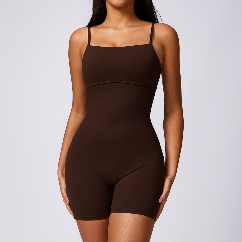 European and American style peach-shaped butt-lifting bodysuit, tight-fitting yoga wear, women's elastic, nude-feel, quick-drying, sports fitness clothes with beautiful back and breast pads.