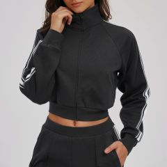 Black and white color blocking - Hoodie (Pre-order starts January 1st)