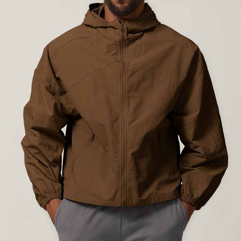 American-style zip-up windproof hooded outdoor water-repellent jacket for hiking, camping, citywalking, and windproofing.