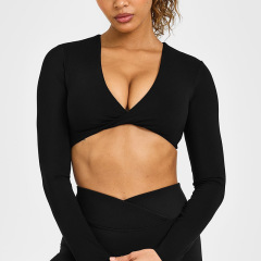 Long-sleeved black (pre-order)
