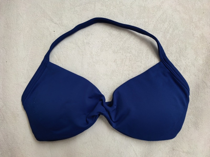 Amazon high-elastic ultra-fine matte nylon halter neck bra with beautiful back, seamless fitness bra, sports bra