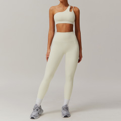 One-shoulder trousers, cream apricot