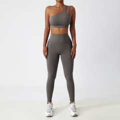 One-shoulder trousers in extreme gray