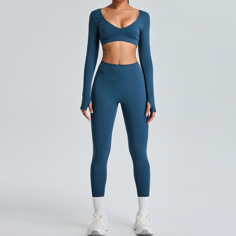 New European and American style long-sleeved yoga suit set for women, V-neck sports top, peach-shaped hip-lifting running and fitness set.