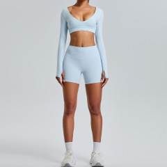 Ice blue (long-sleeved shirt + shorts)
