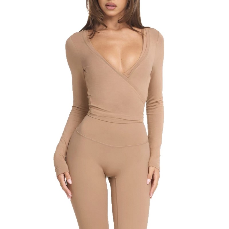 Women's yoga cover-up, made of nylon and ammonia with a brushed finish, feels light and comfortable against the skin, suitable for sports and fitness, highly elastic, quick-drying, and versatile.