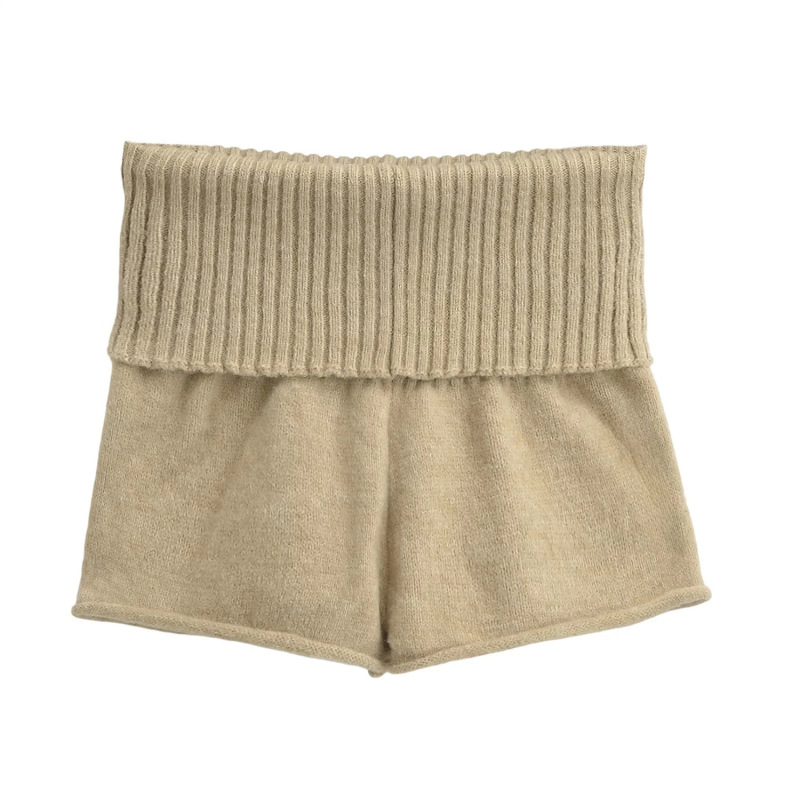Lazy and Relaxed Slanted Shoulder Loose Knitwear Long-Sleeved Top + Rolled Edge Casual Sexy Shorts Knitwear Two-Piece Set