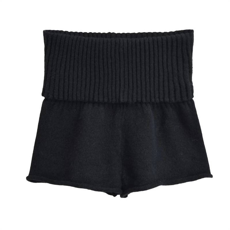 Lazy and Relaxed Slanted Shoulder Loose Knitwear Long-Sleeved Top + Rolled Edge Casual Sexy Shorts Knitwear Two-Piece Set