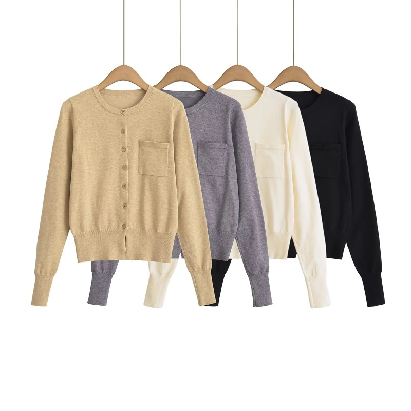 Petite Soft Versatile Round Neck Sweater Cardigan + High-Waisted Slimming Hip-Hugging Shorts Knitted Long-Sleeve Two-Piece Set
