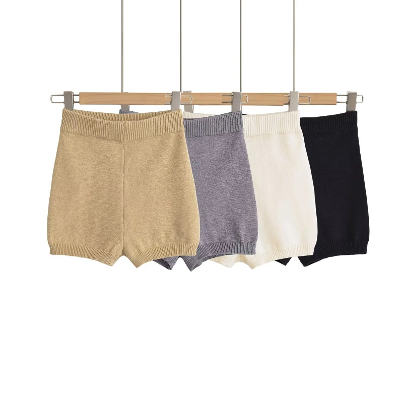 Petite Soft Versatile Round Neck Sweater Cardigan + High-Waisted Slimming Hip-Hugging Shorts Knitted Long-Sleeve Two-Piece Set