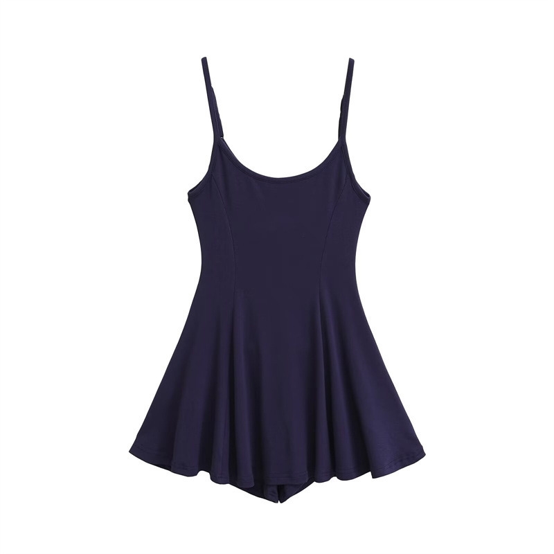 Black sexy A-line halter dress, elegant waist-cinching base layer, anti-exposure shorts, hot girl pure and sexy two-piece set