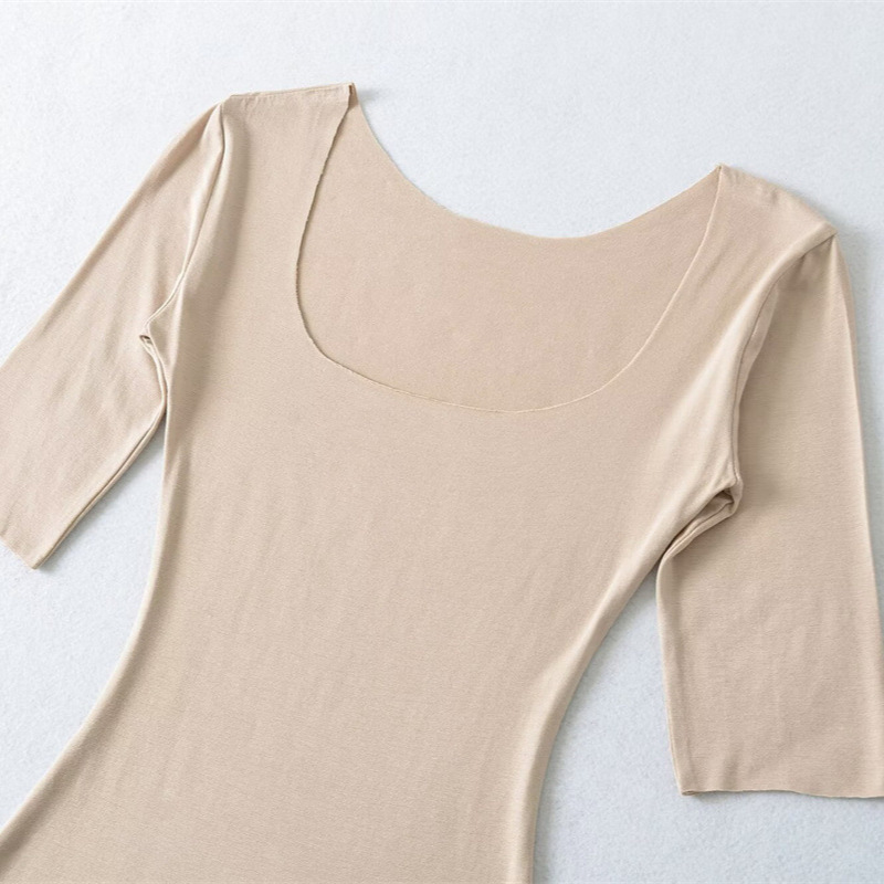 Elegant Square-Neck Slim-Fit Mid-Sleeve Base Shirt for Women, 2026 Summer New Style, Waist-Cinching Tight-Fitting Inner Wear, Spicy Girl Curved Hem T-Shirt