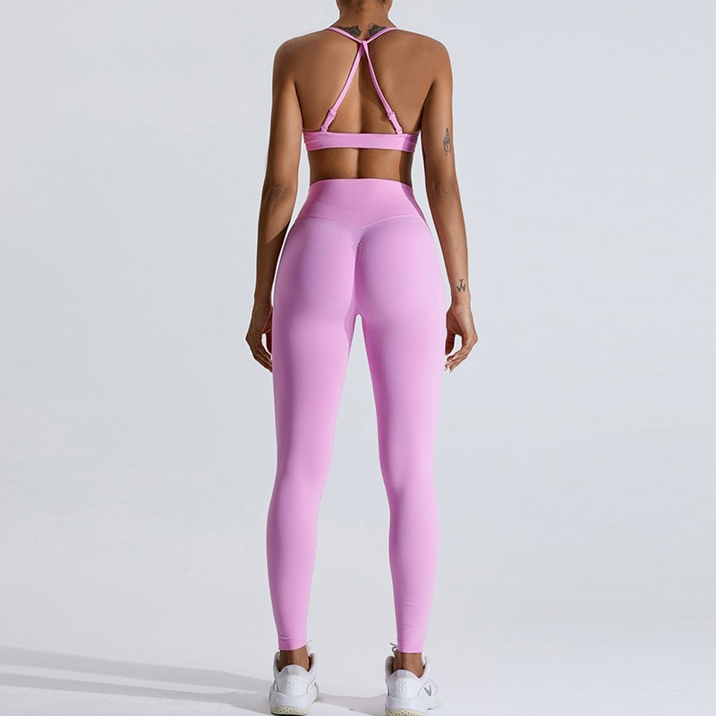 Women's Cross-Border Seamless Yoga Set, Peach-Shaped Hip-Lifting Sports Set, Tight-Fitting Quick-Drying Outdoor Running Fitness Wear