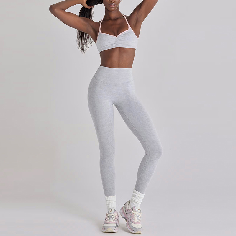 New yoga outfit high-waisted hip-lifting and tummy-controlling shorts, three-quarter length, suspender top, beautiful back, running sports bra and underwear set