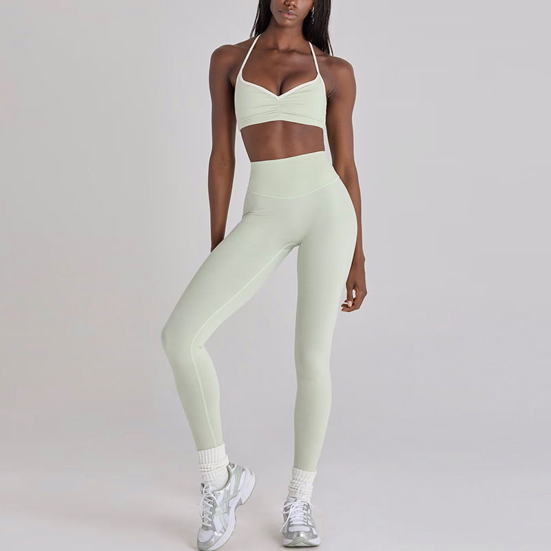 New yoga outfit high-waisted hip-lifting and tummy-controlling shorts, three-quarter length, suspender top, beautiful back, running sports bra and underwear set
