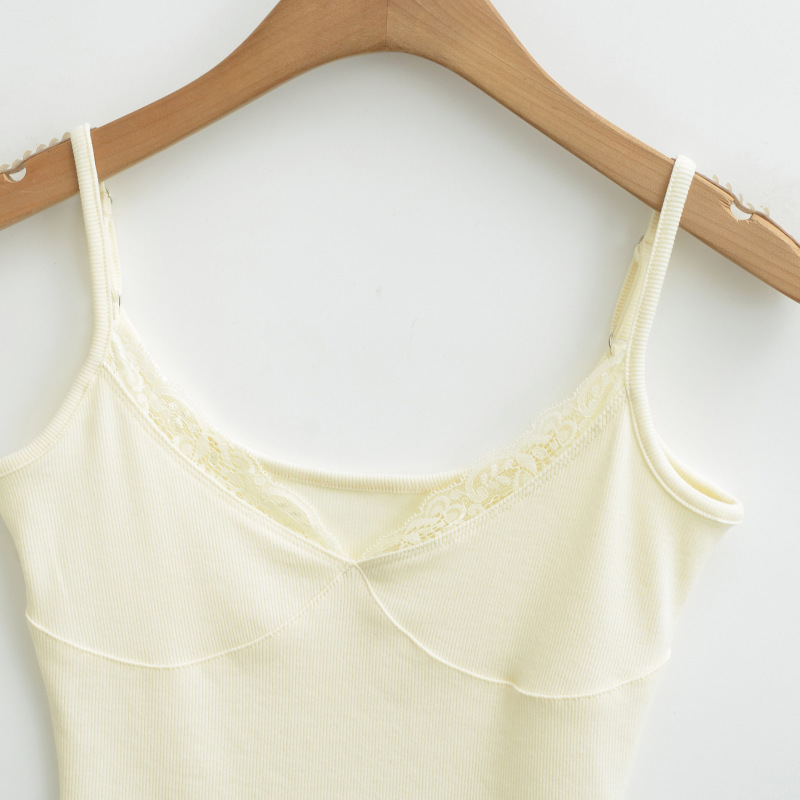 Girly V-Neck Lace Camisole for Women, Summer Short Slim-Fit Vintage Style, Flattering Sleeveless Tank Top for Layering or Outerwear