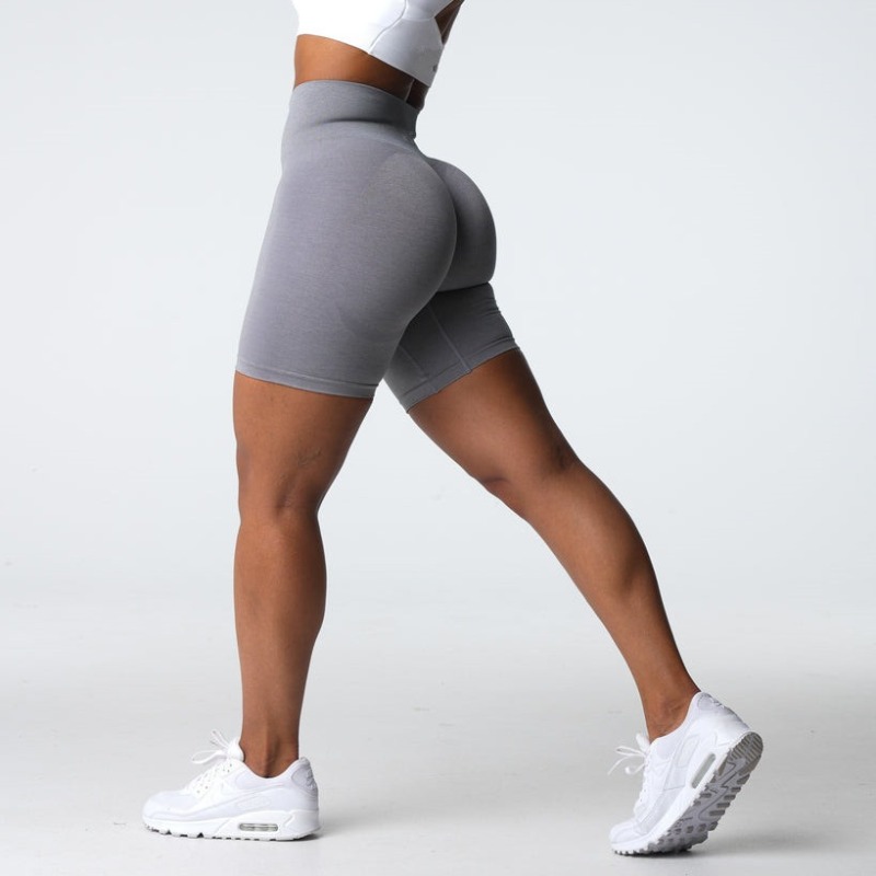 Amazon Cationic Butt Muscle Line Jacquard Hanging Pin Hip Lifting Tight Seamless Fitness Three-point Pants Fitness Shorts Yoga