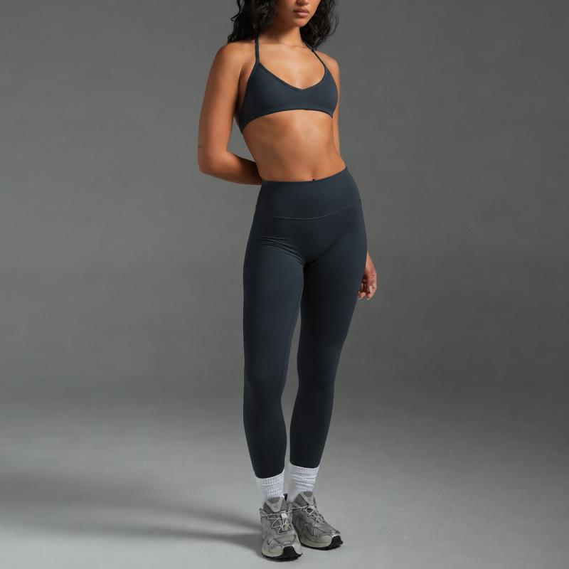 Cross-border halter neck sports bra set for women, featuring a beautiful back, bust enhancement, and support; fitness top, suitable for outerwear, yoga wear, and underwear set.