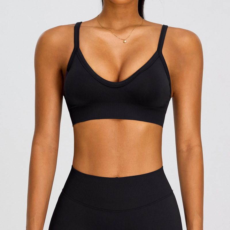 New double-strap seamless yoga bra for women, beautiful back, quick-drying top, suitable for running, fitness, yoga, and sports.