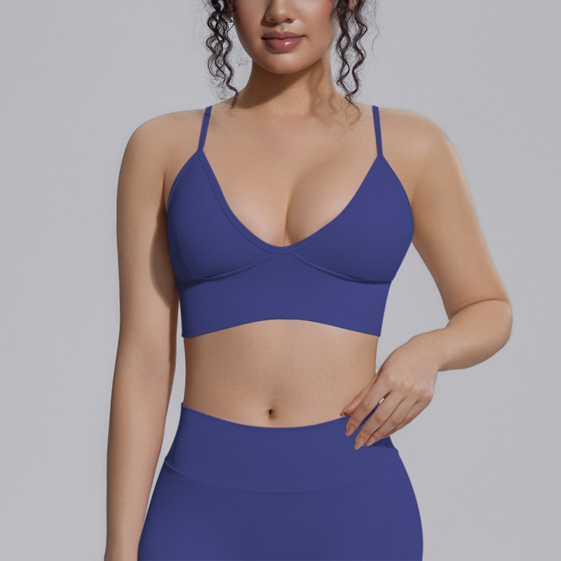 Cross-border European and American seamless knit solid color tight-fitting backless sports bra for women, suitable for running, fitness, and yoga.