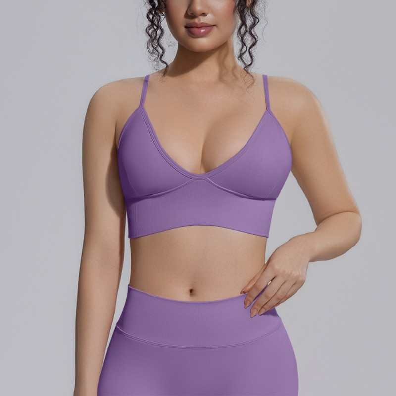Cross-border European and American seamless knit solid color tight-fitting backless sports bra for women, suitable for running, fitness, and yoga.