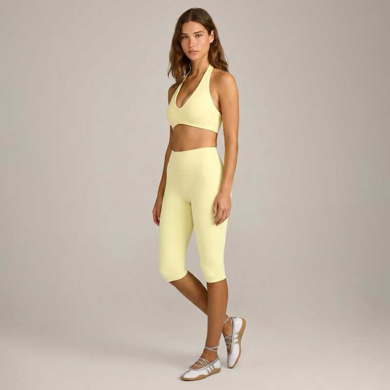 Cross-border yoga set with a beautiful backless halter neck sports bra, quick-drying, bare-feel yoga shorts, outdoor running and fitness set.