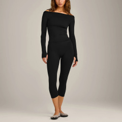 Long sleeves + cropped pants black