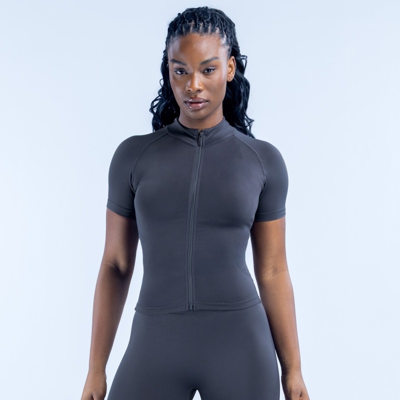 Fully Matte Ultra-Soft Nylon Fabric Tight-Fitting Full-Zip Short-Sleeve Fitness Wear Short-Sleeve Zip-Up Yoga Fitness Short-Sleeve