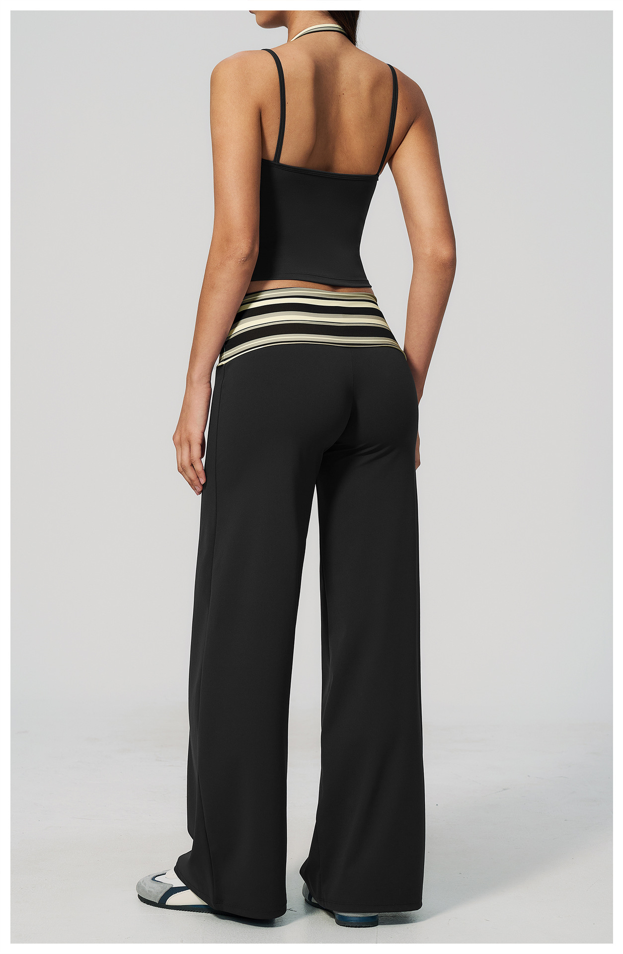 Black stripes (37).jpg