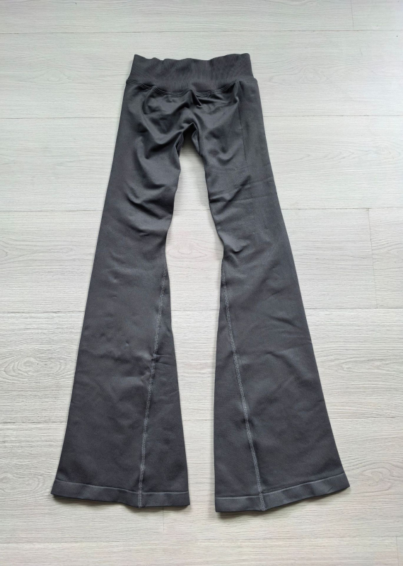 PY-5482-CK      Tight-Fitting Butt-Lifting Flared Pants