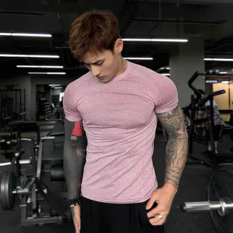 Seamless quick-drying men's T-shirt for summer outdoor sports, sweat-wicking, breathable, round neck, gym, running, tapered cuffs, short sleeves