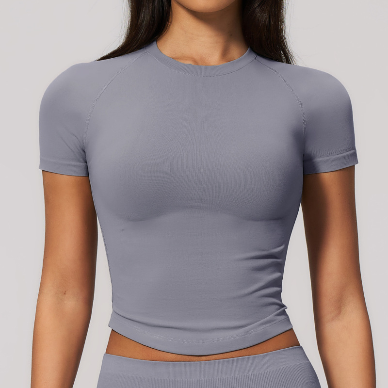 New seamless sports short-sleeved slim-fitting, quick-drying, breathable, high-elasticity sports top for running and yoga (4535)