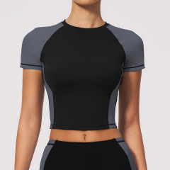 ZC-FDX2567-DX      Contrast-colour Block Sports Top