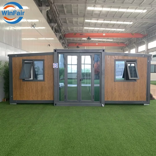 WinFair Container Mobile Homes 40Ft Luxury Prefabricated Folding House 3 Bedrooms A Frame House And Living Room With Toilet