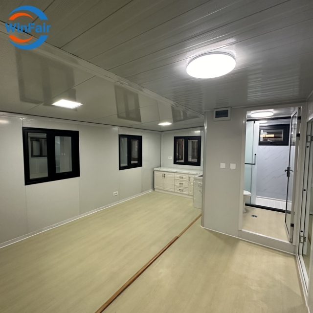 WinFair Mobile Expansible Prefabricated Home Mobile 20Ft Prefab Container Luxury House With Kitchen Restroom 1 Bedroom