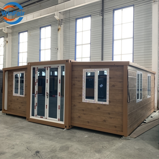 WinFair Mobile Prefab Luxury Expandable Extension Modelar 20Ft Folding 2 Bedroom Container Beach Houses Prefabricated For Sale