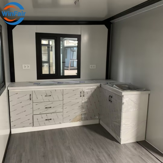 WinFair 2 Bedroom Prefab Tiny Luxury Homes Prefab Modern Prefabricated 20Ft Container Expandable Folding House With Toilet