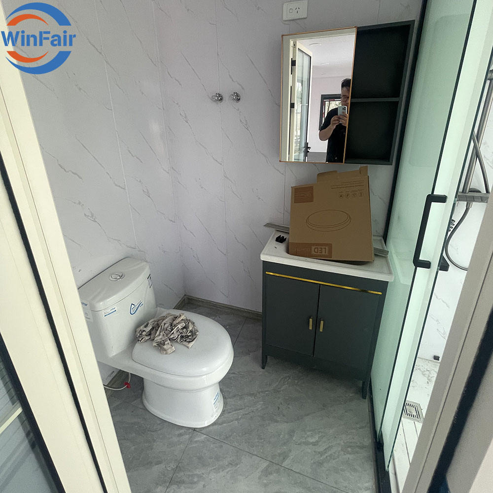 WinFair Modern Prefabricated Modular Bathroom Container Prefab House Ready to Ship Modern Luxury Villa Homes Apple Cabin